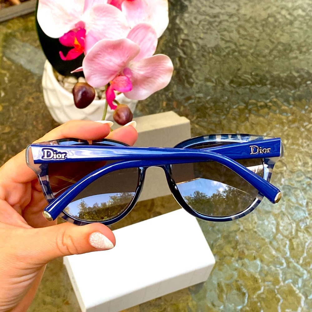 Christian Dior Blue Acetate Tie Dye Sunglasses - Picture 4 of 16